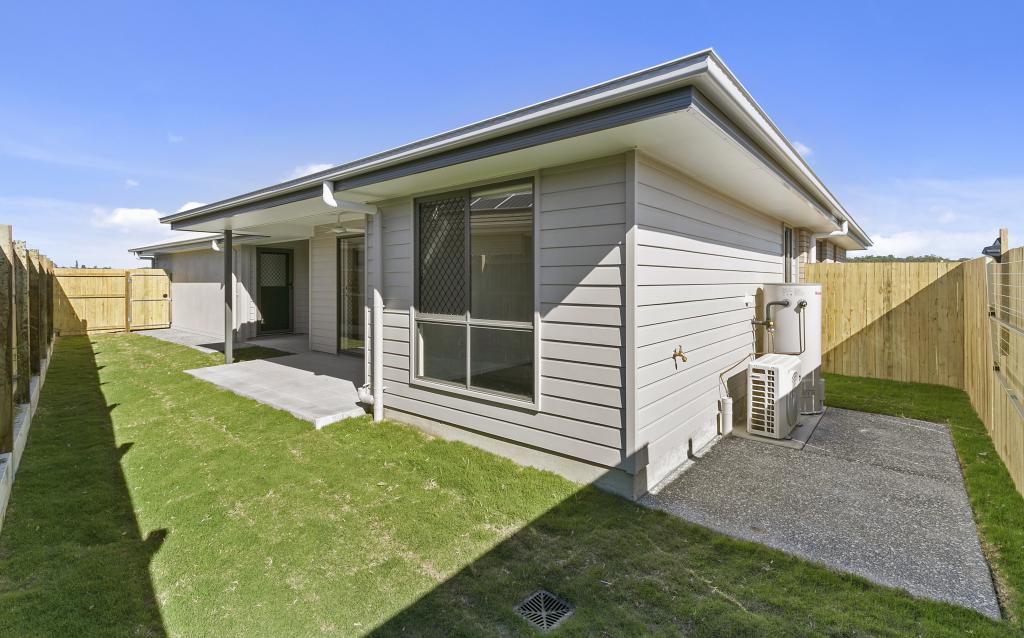 2/11 NORMAN CL, COLLINGWOOD PARK, QLD 4301