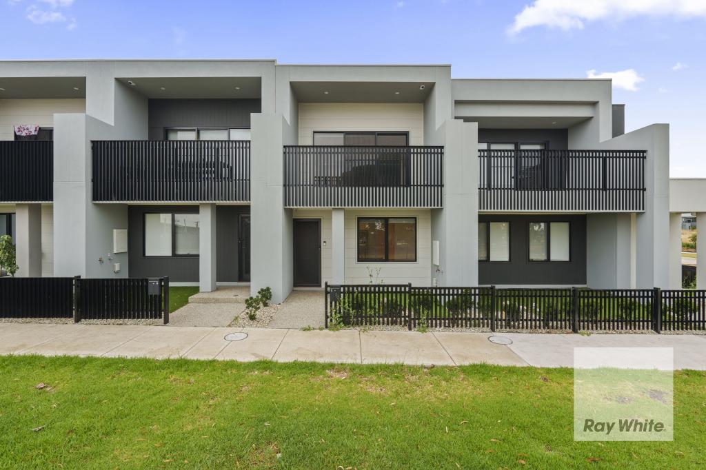 11 BIHU WALK, KALKALLO, VIC 3064