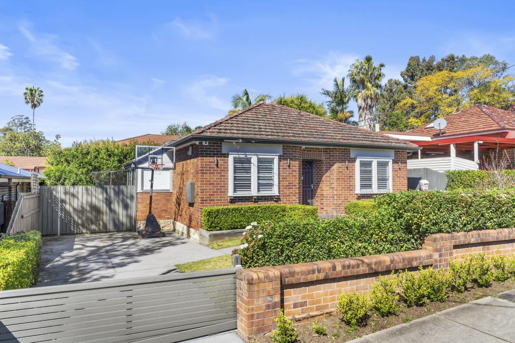 15 Lyndhurst St, Gladesville, NSW 2111