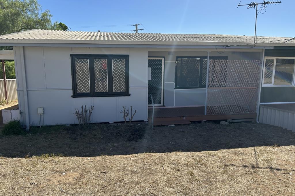 A/6 ABELIA ST, RANGEWAY, WA 6530