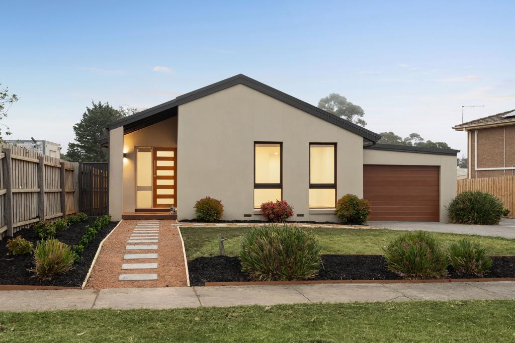 22 Bemersyde Dr, Berwick, VIC 3806