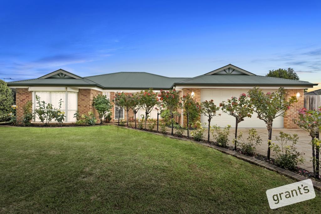 5 Streeton Way, Berwick, VIC 3806