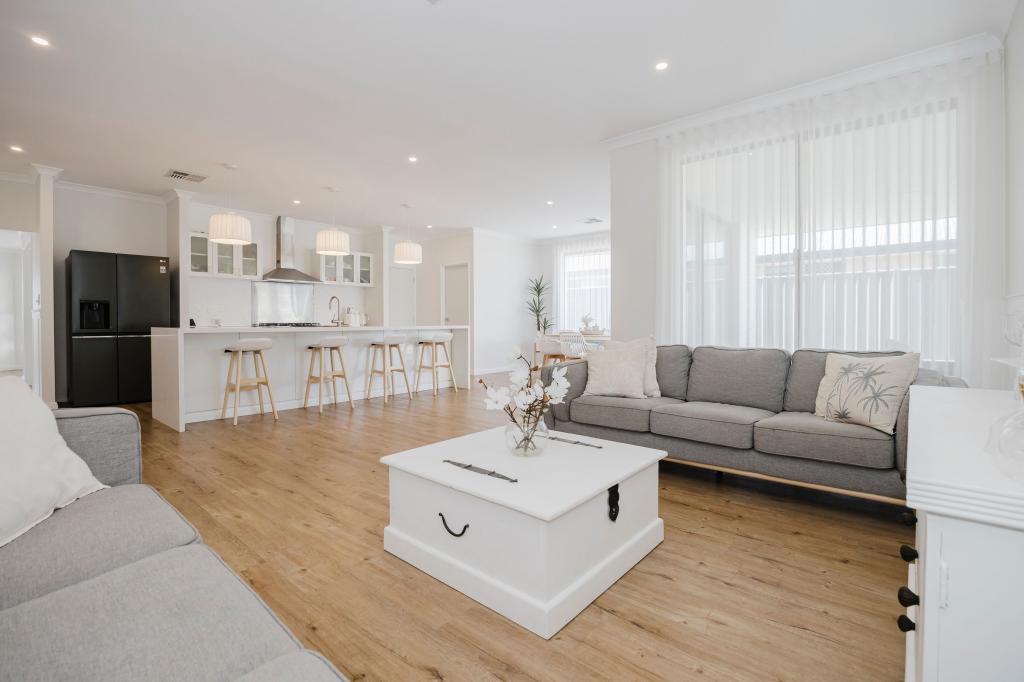 4 Putter St, Yanchep, WA 6035