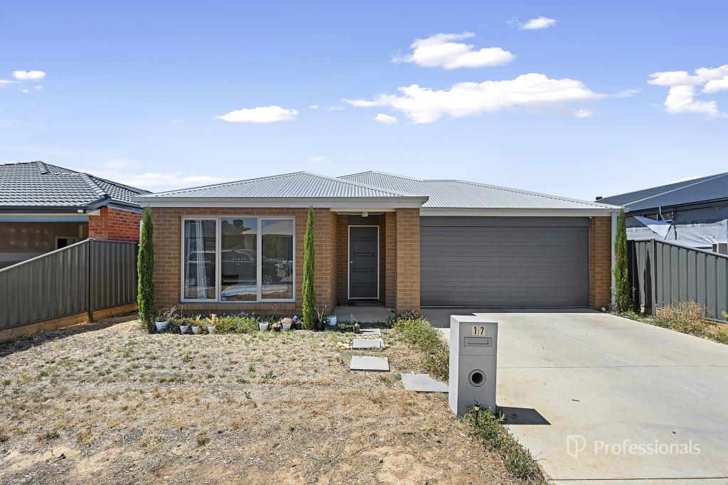 17 Dairy Cres, Maryborough, VIC 3465