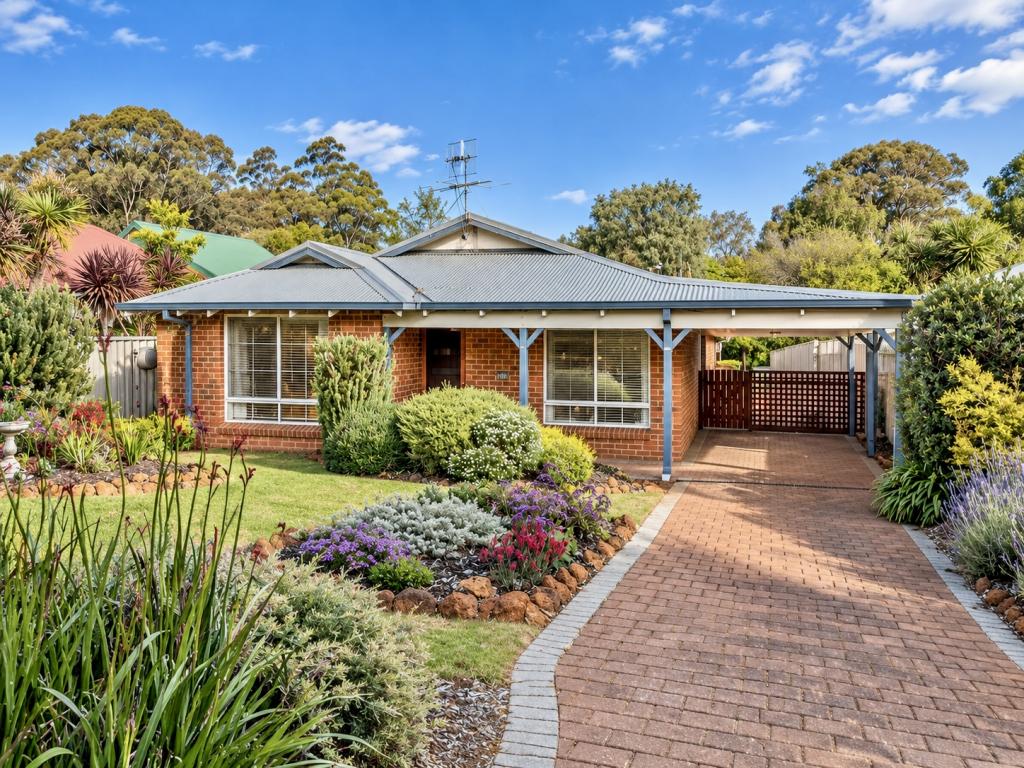 11 Larch Loop, Margaret River, WA 6285