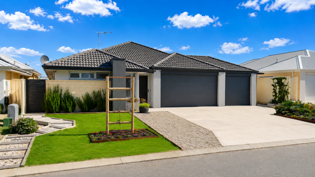 10 Westdale Dr, Dawesville, WA 6211