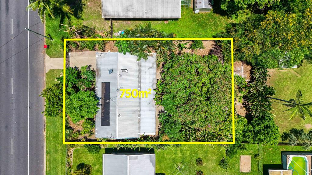 37 Jensen St, Manoora, QLD 4870