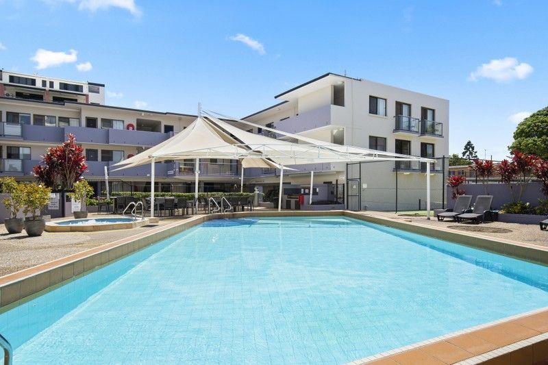 206/132 Marine Pde, Southport, QLD 4215