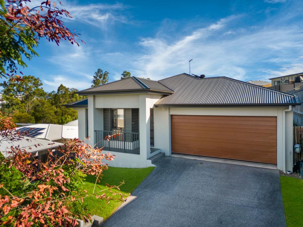 39 Glasswing St, Deebing Heights, QLD 4306