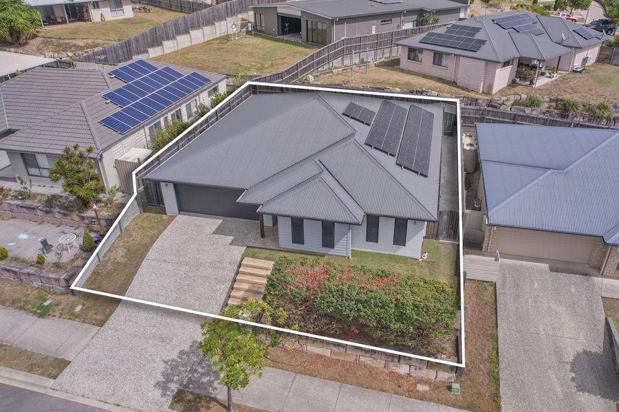 8 Cowie St, Deebing Heights, QLD 4306