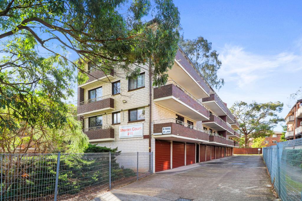 2/215 Derby St, Penrith, NSW 2750