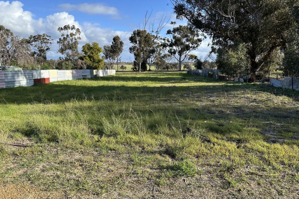 28 Andover St, Katanning, WA 6317