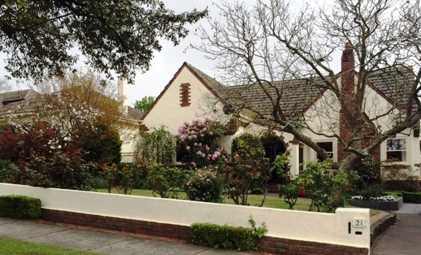 21 Finsbury Way, Camberwell, VIC 3124