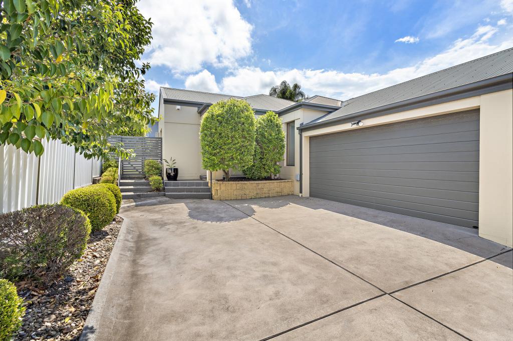 2/38a Russell St, Balgownie, NSW 2519