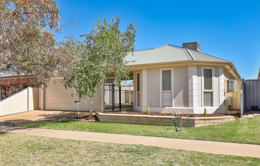 17 Burnside Way, Mildura, VIC 3500