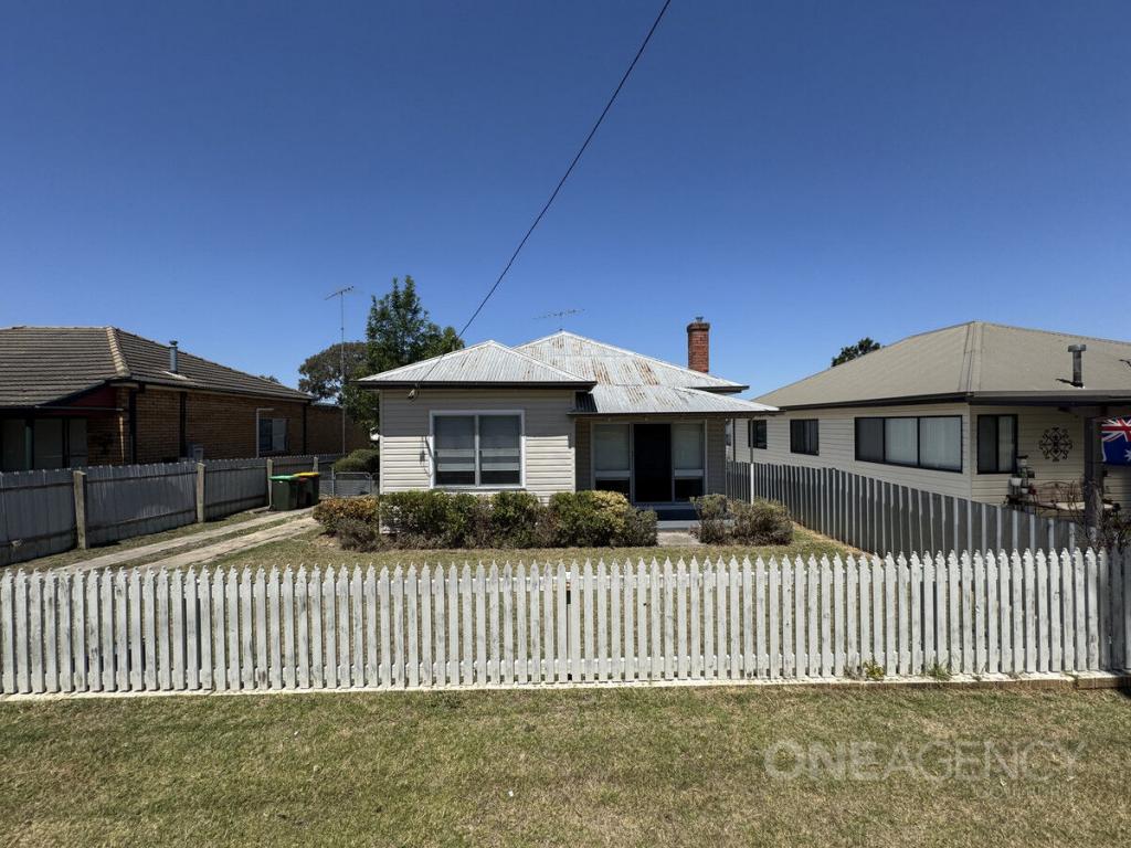 11 Robinson St, Goulburn, NSW 2580
