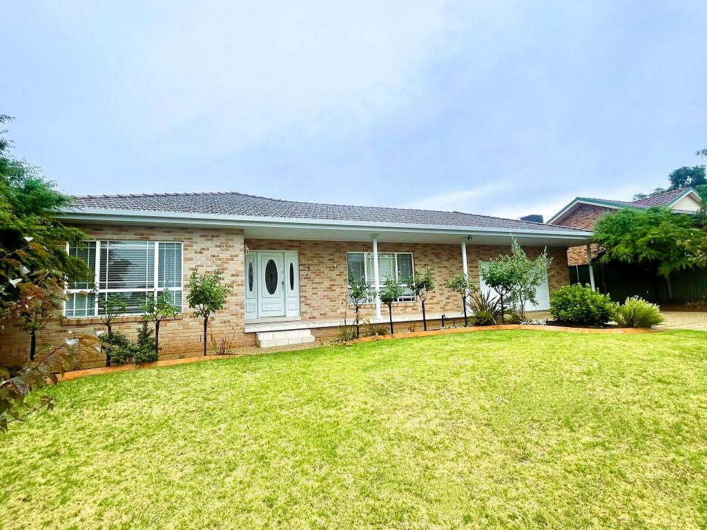 5 North Grove Dr, Griffith, NSW 2680