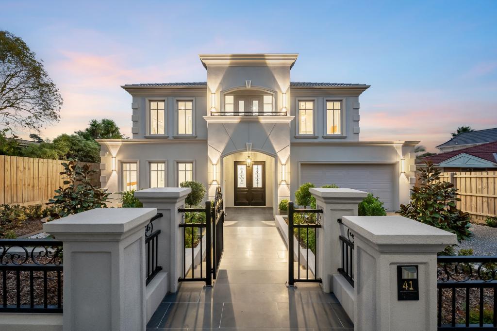 41 KENNEDY ST, GLEN WAVERLEY, VIC 3150