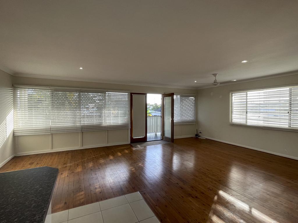 1/51 Sunshine Pde, Miami, QLD 4220