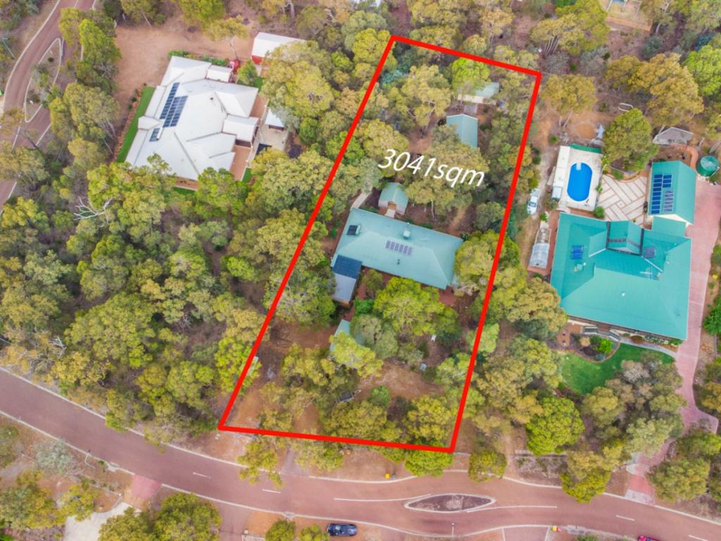 4 Sewell St, Bedfordale, WA 6112