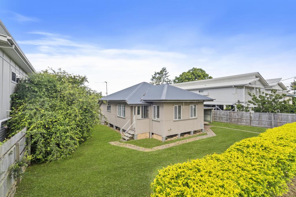 18 Beatty Rd, Rocklea, QLD 4106