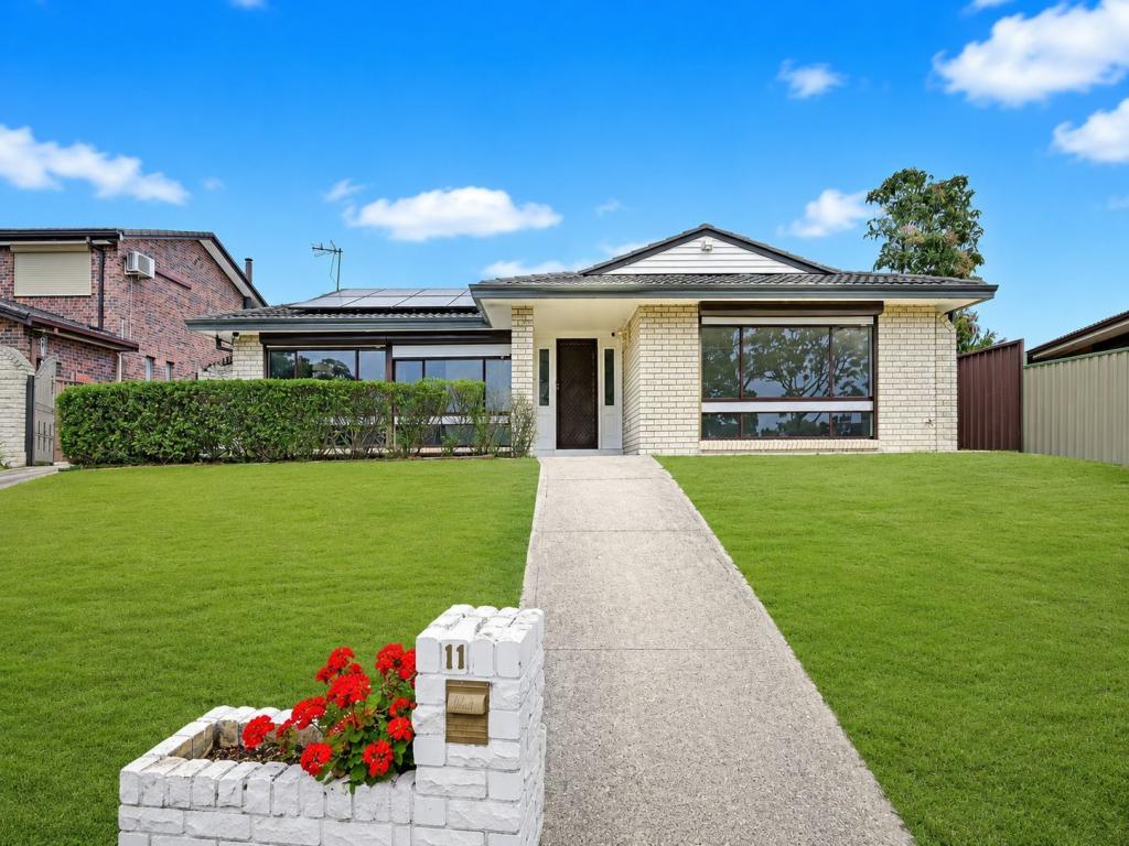 11 Keats Cl, Wetherill Park, NSW 2164