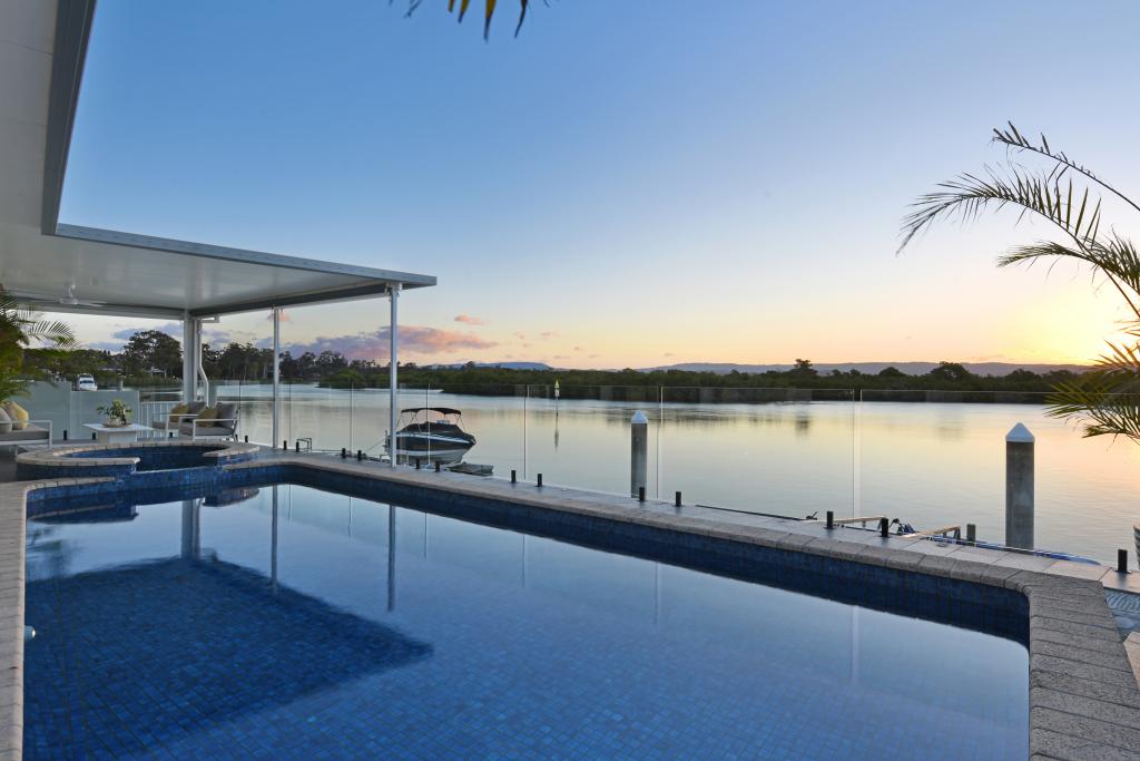 44 Tradewinds Ave, Paradise Point, QLD 4216