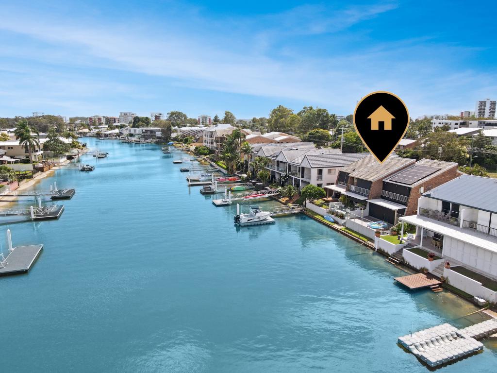 2/16 Broadmeadows Rd, Maroochydore, QLD 4558