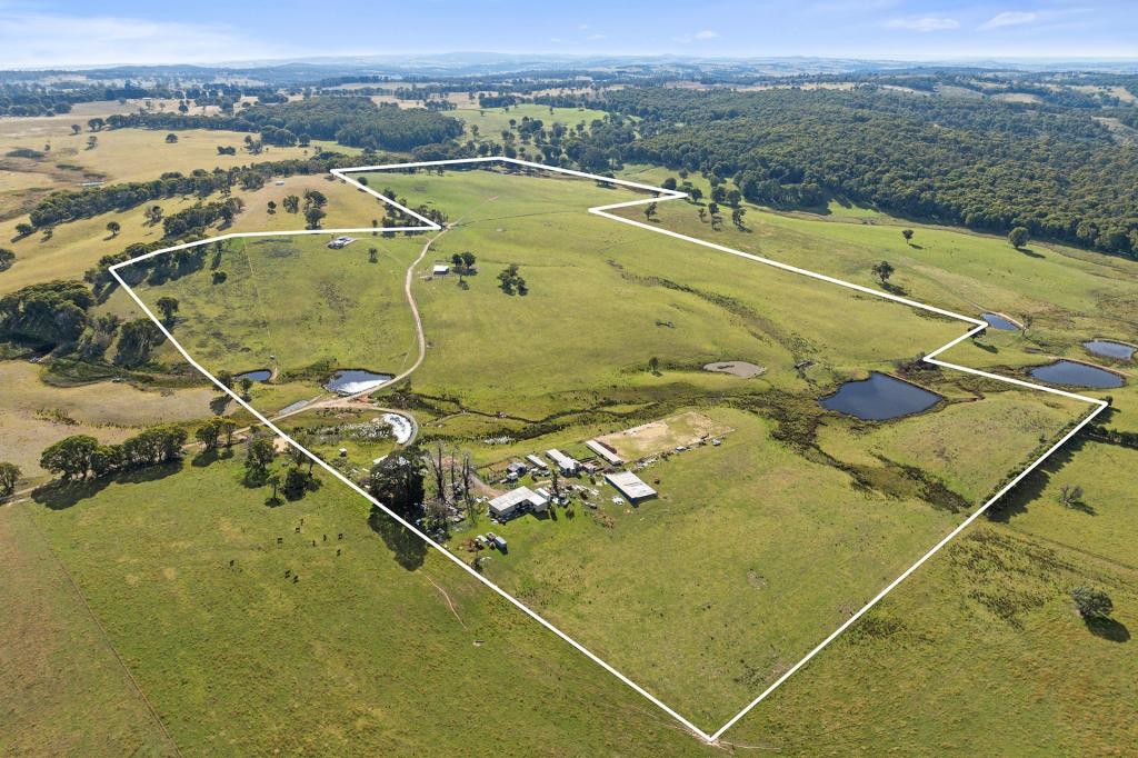 106 REDGROUND HEIGHTS RD, LAGGAN, NSW 2583