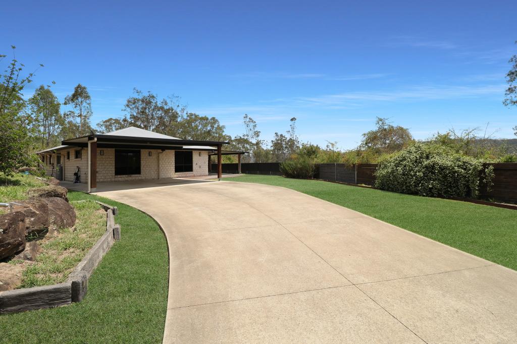 28-32 Wellington Bundock Dr, Kooralbyn, QLD 4285