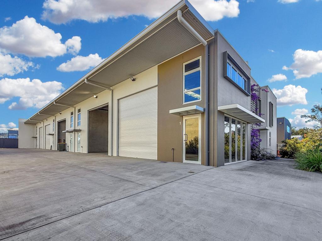 13 Lenco Cres, Landsborough, QLD 4550