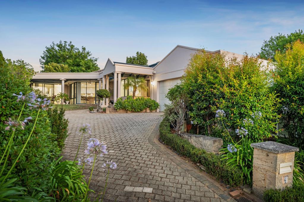 4 Bromilow Grn, Mount Claremont, WA 6010