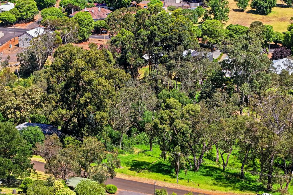 9 Somme St, Bridgetown, WA 6255