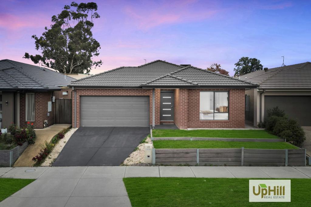 23 Seahawk Cres, Clyde North, VIC 3978