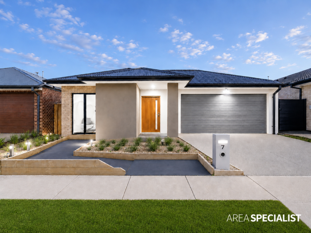 7 Thredbo Cres, Clyde, VIC 3978