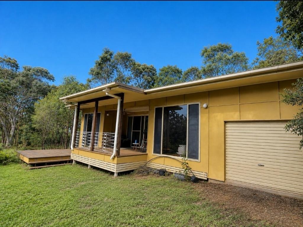 12 Duncan St, Macleay Island, QLD 4184