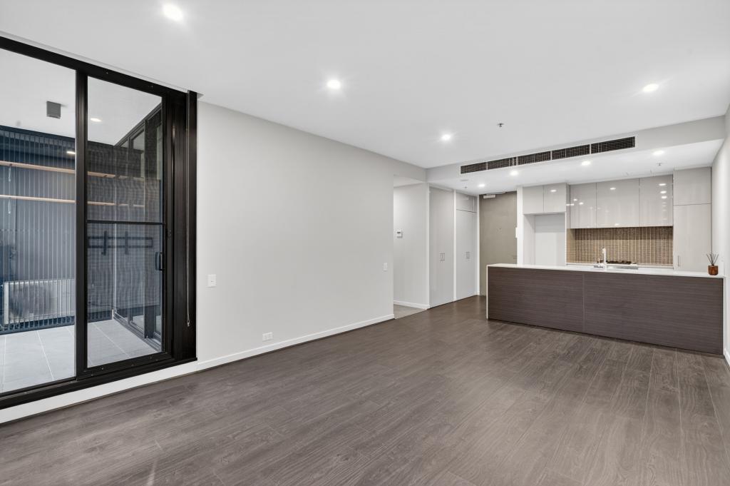 704/70 Queens Rd, Melbourne, VIC 3004