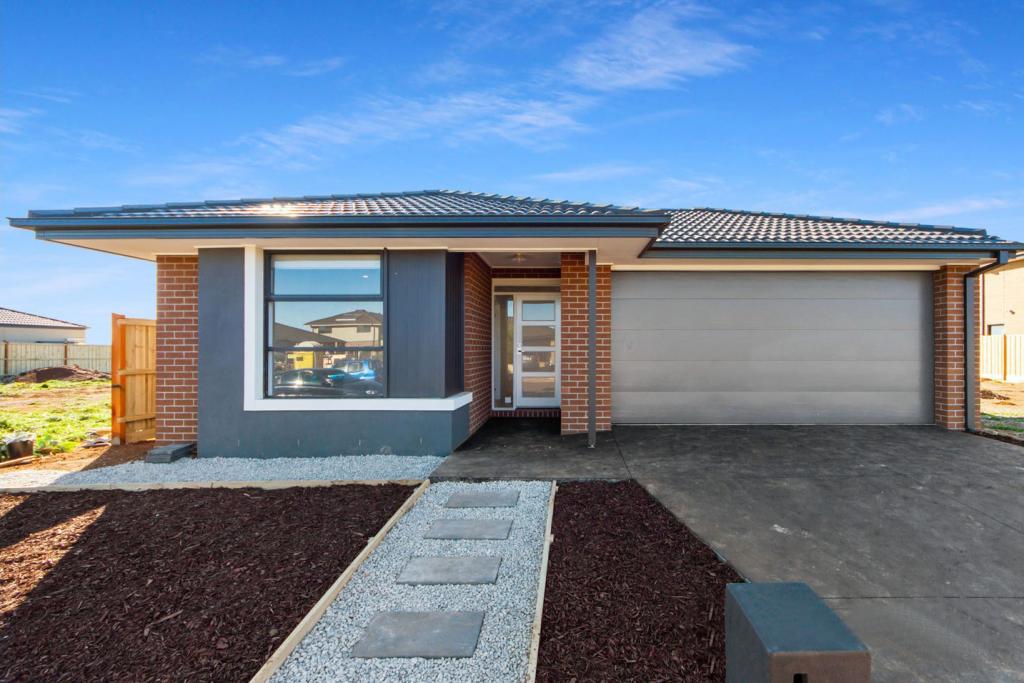 11 Leopold St, Strathtulloh, VIC 3338