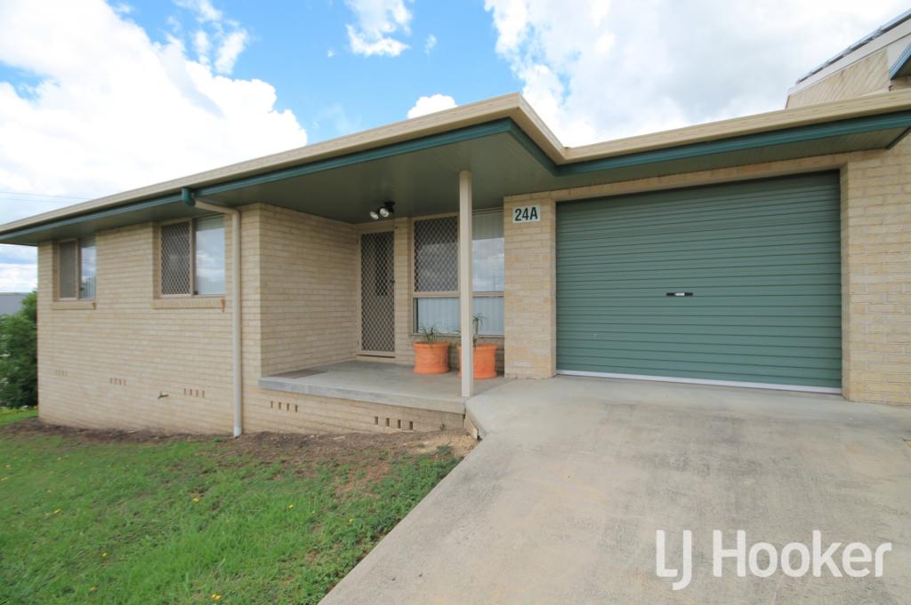 24a Wesley St, Inverell, NSW 2360
