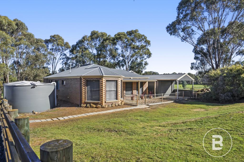 34 MIDDLE RD, DUNOLLY, VIC 3472
