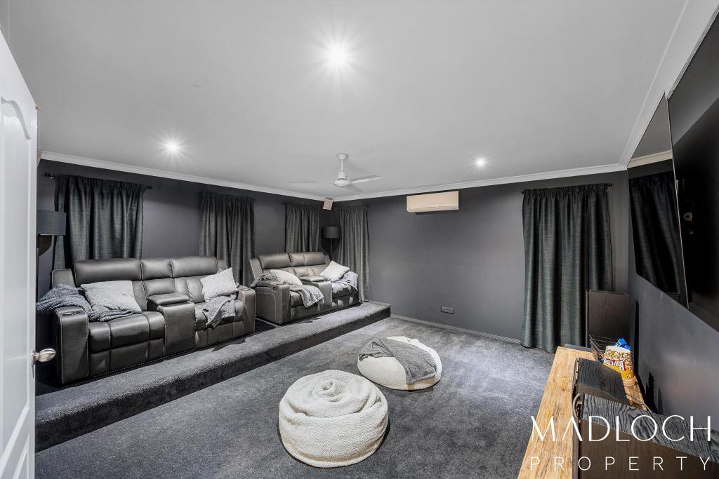 1 Lavender Bvd, Kirkwood, QLD 4680