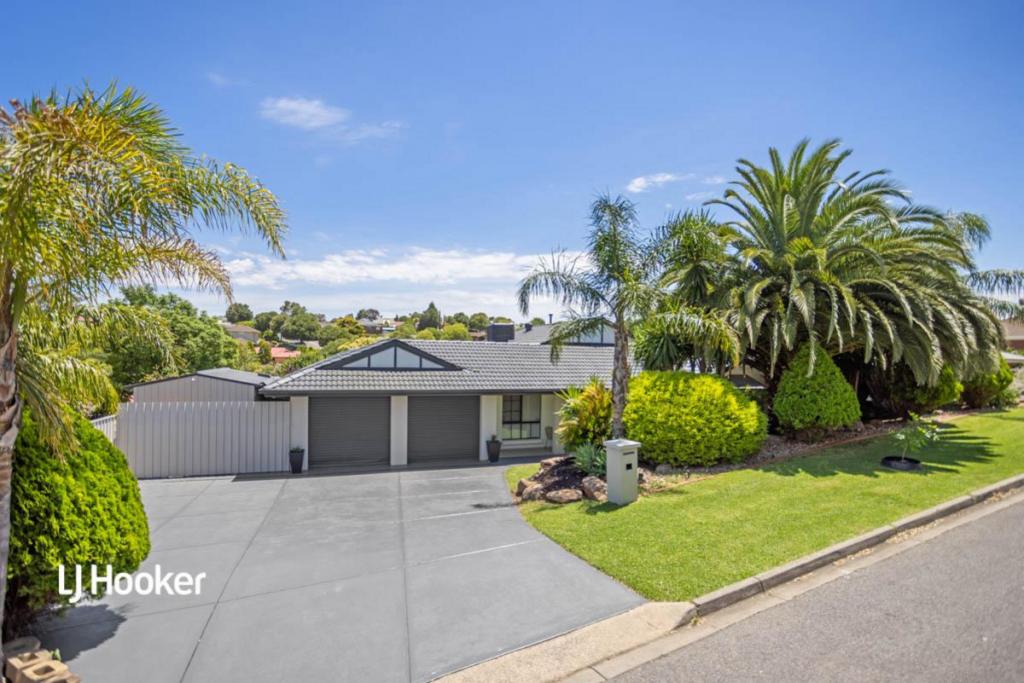 6 Birrens Pl, Greenwith, SA 5125