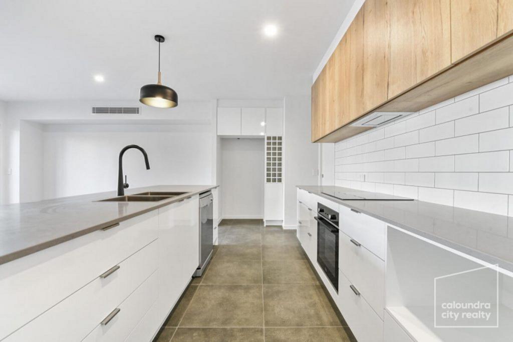 6 Bedarra Cct, Maroochydore, QLD 4558