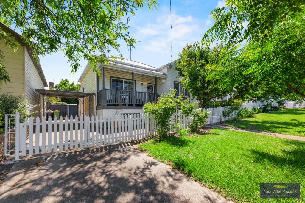 54 PRITCHETT ST, YASS, NSW 2582