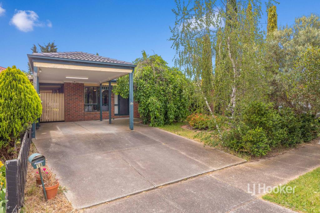 18 Tigris Cl, Werribee, VIC 3030