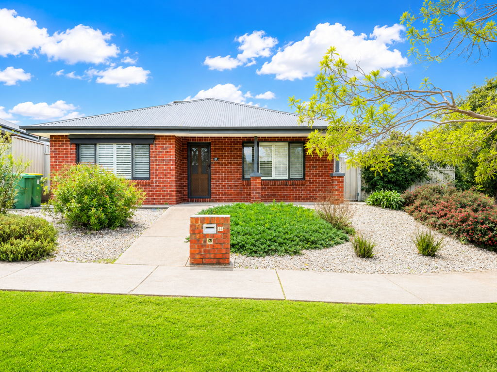 25 Bartleson Pl, Hamilton Valley, NSW 2641