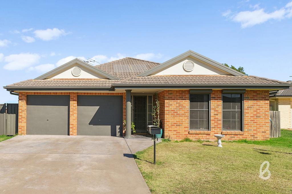 12 Sinclair Ave, Hunterview, NSW 2330