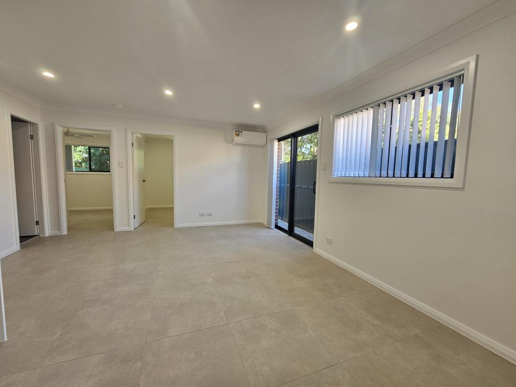 8a Turf Pl, Quakers Hill, NSW 2763