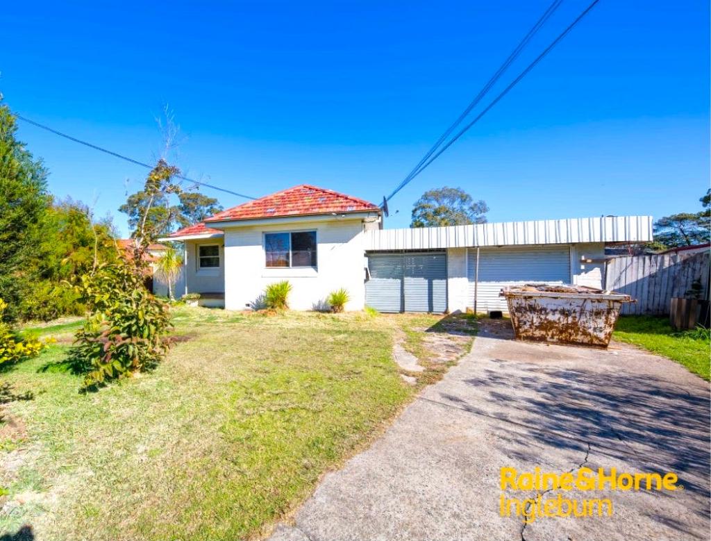 6 JOHNS AVE, MACQUARIE FIELDS, NSW 2564