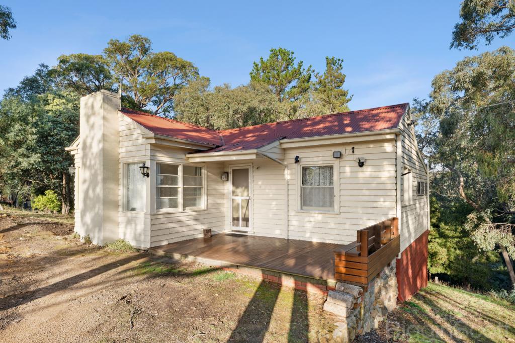 13 Forest Ave, Hepburn Springs, VIC 3461